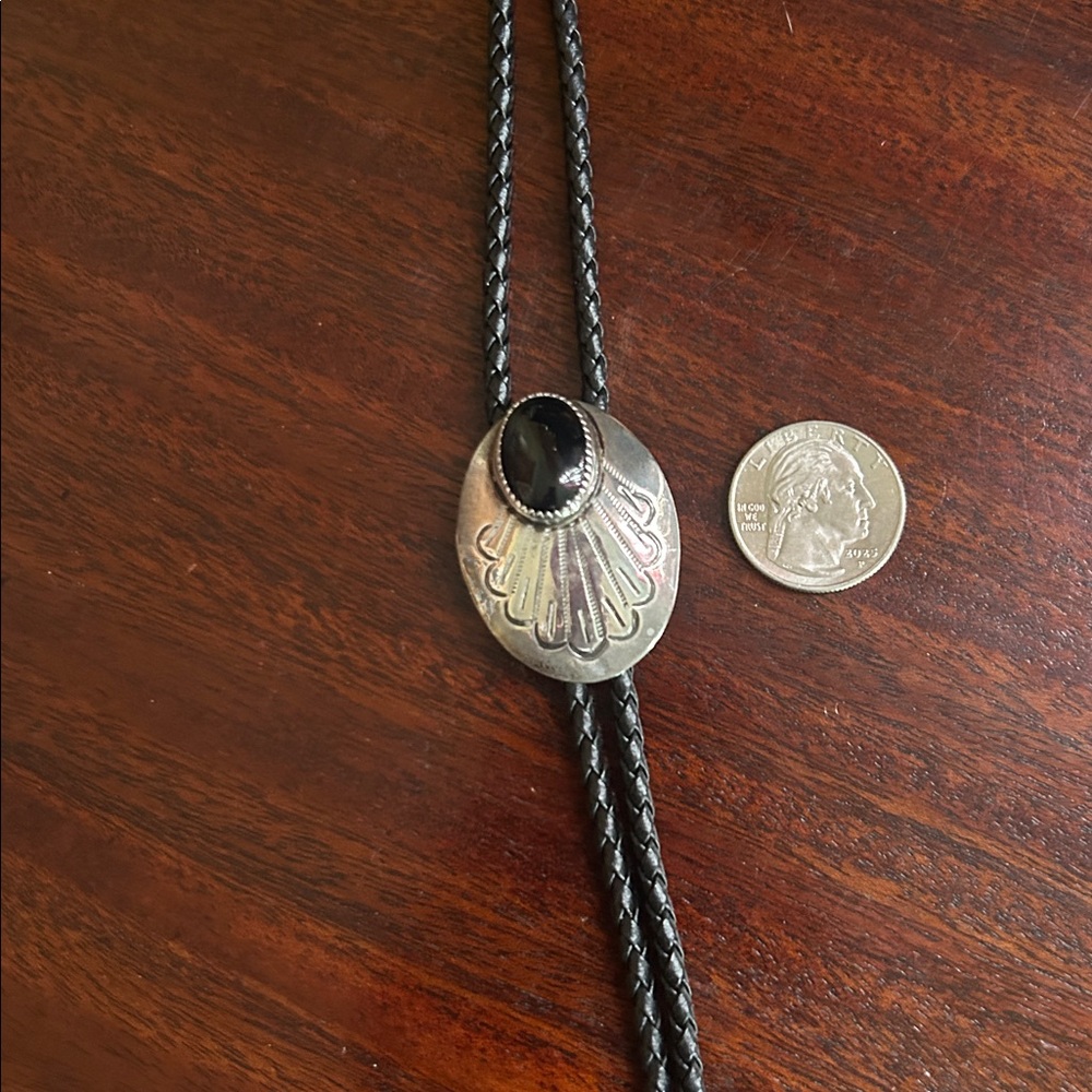 Vintage Mexican Silver and Onyx Bolo Tie - Picture 12 of 13